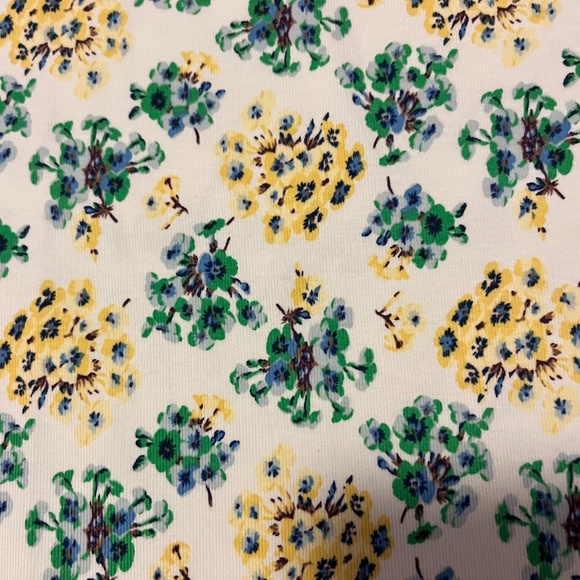 Paul & Joe and Uniqlo collab off white and flowers baby t-shirt - Picture 3 of 8